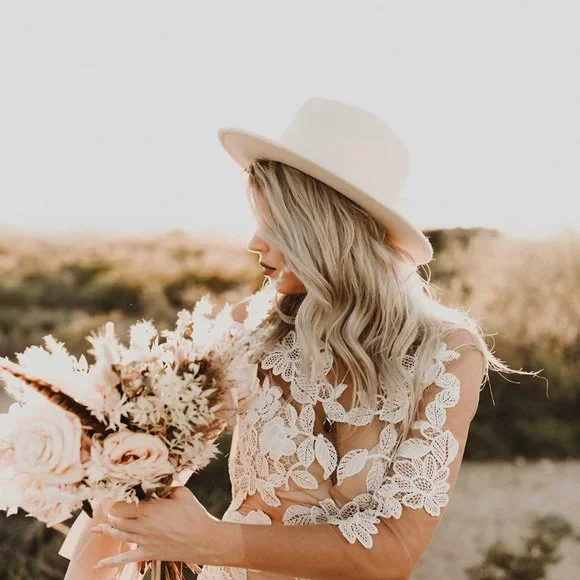 Lovers Society Kennedy Wedding Gown Size 10 Boho Lace
